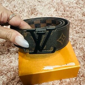 Black and Brown Men's Reversible  Belt